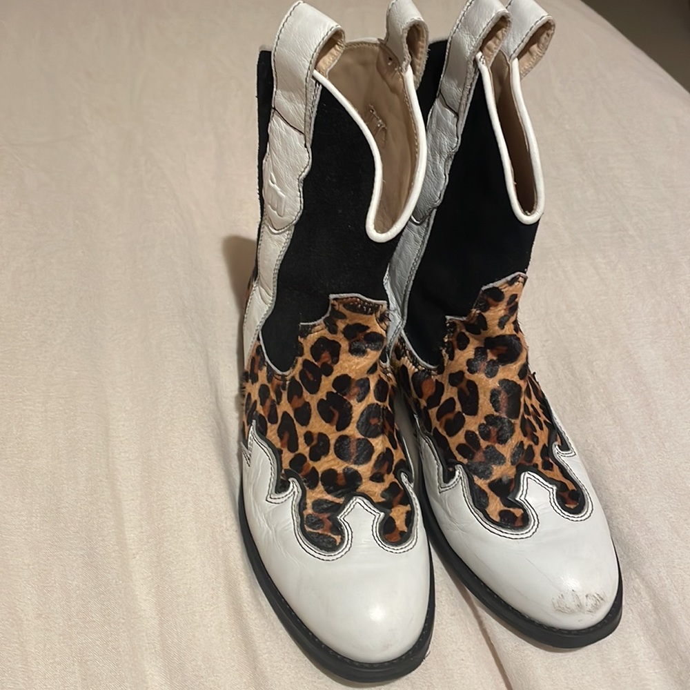 Maison mangostan leather cowboy boots girls sz 34